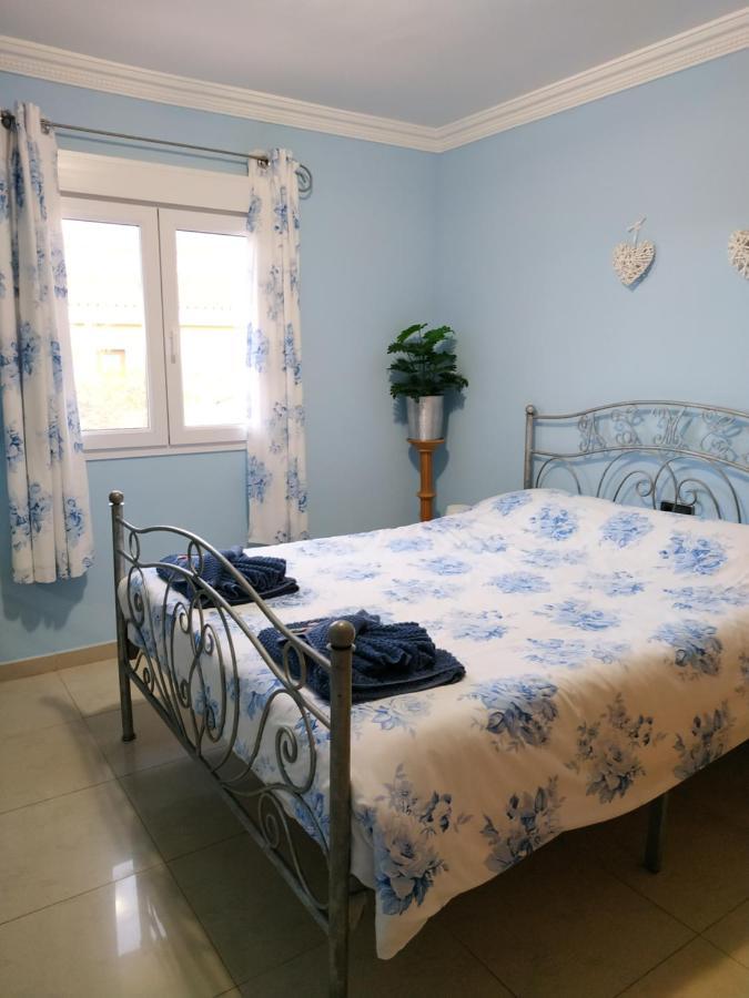 Villa Casa Del Sol: Spacious 3-bedroom With Private Solar-heated Pool Triquivijate