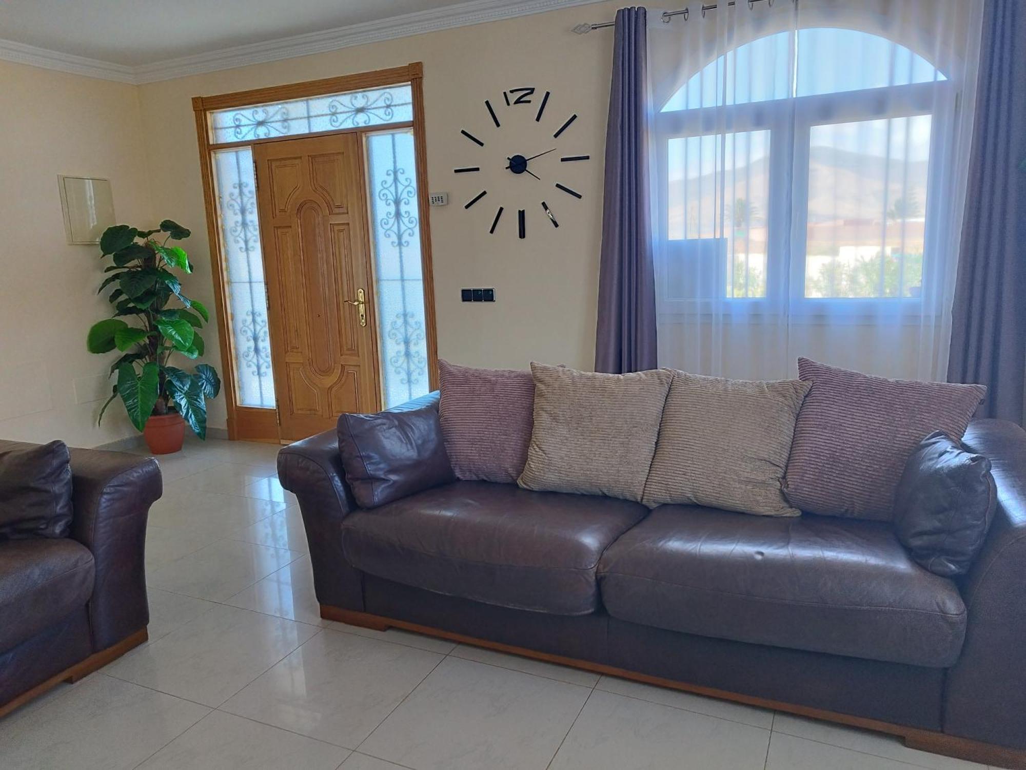 Villa Casa Del Sol 3 Bedroom With Private Solar Covered 12m X 6m Pool Minimum 7 Nights Chromecast And Wifi Throughout The