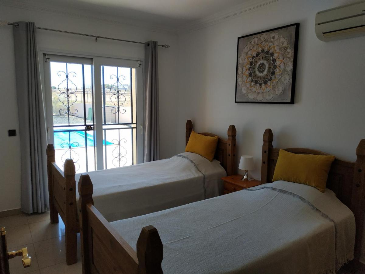 Villa Casa Del Sol: Spacious 3-bedroom With Private Solar-heated Pool *