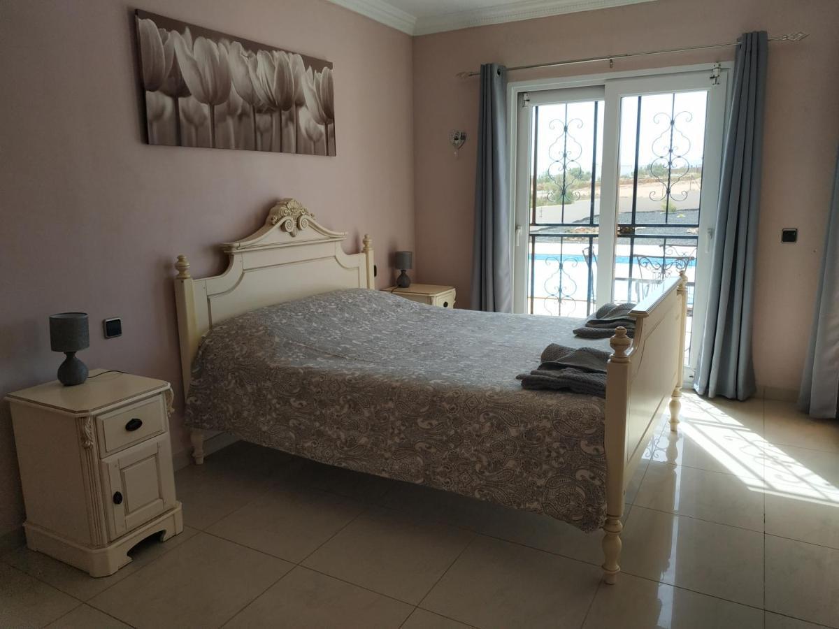 Casa Del Sol: Spacious 3-bedroom With Private Solar-heated Pool Villa
