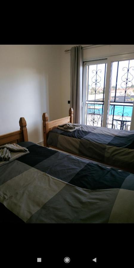 Casa Del Sol: Spacious 3-bedroom With Private Solar-heated Pool Villa Triquivijate