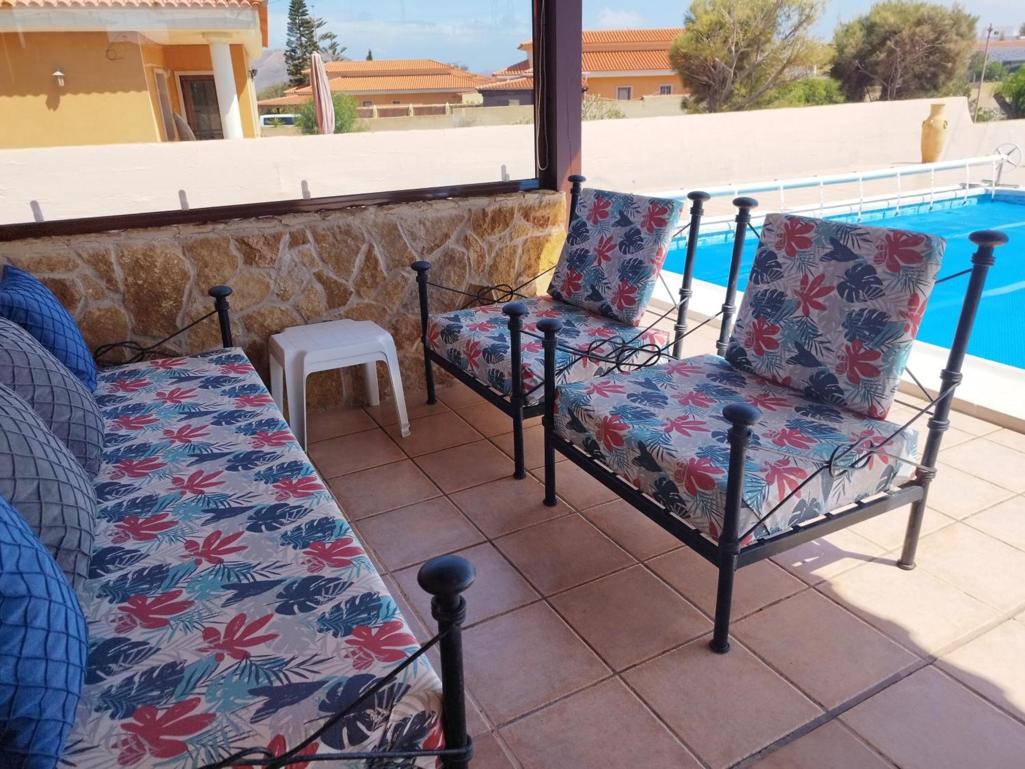Casa Del Sol: Spacious 3-bedroom With Private Solar-heated Pool *